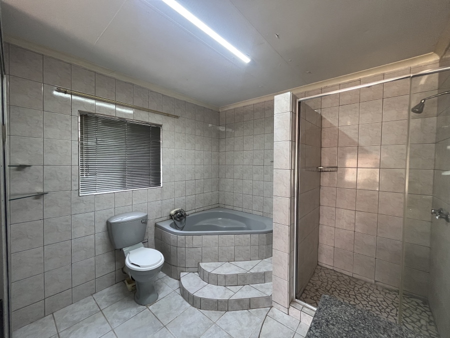 4 Bedroom Property for Sale in Virginia Free State